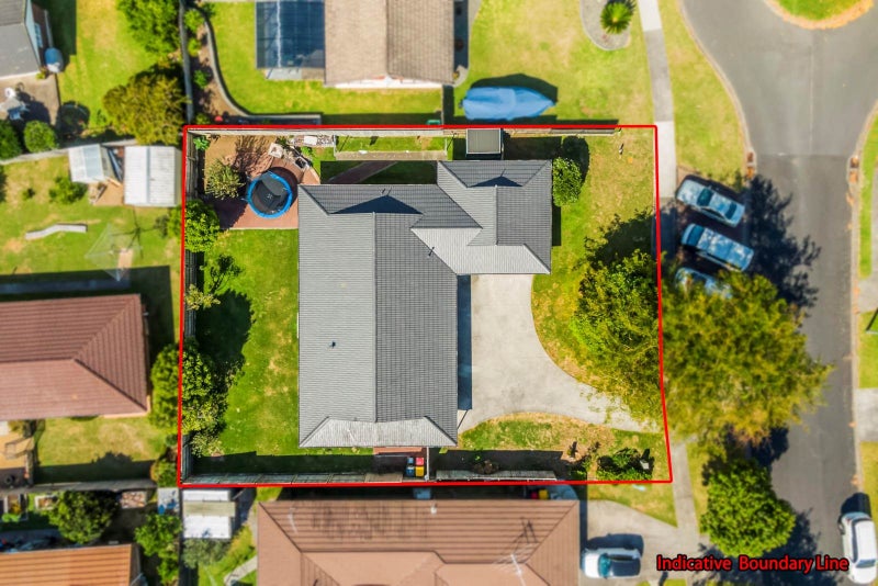 14 Peridot Place, Conifer Grove, Takanini - Carousel 2