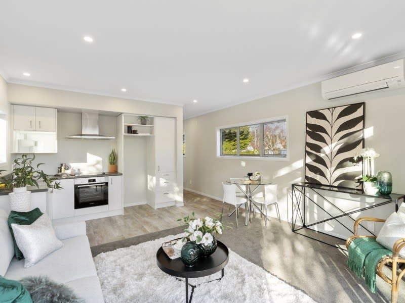 39 Barber Grove, Moera, Lower Hutt - Carousel 2