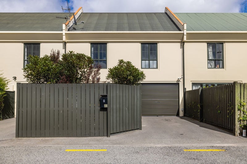 7 Gracefield Avenue, Christchurch Central, Christchurch - Carousel 2