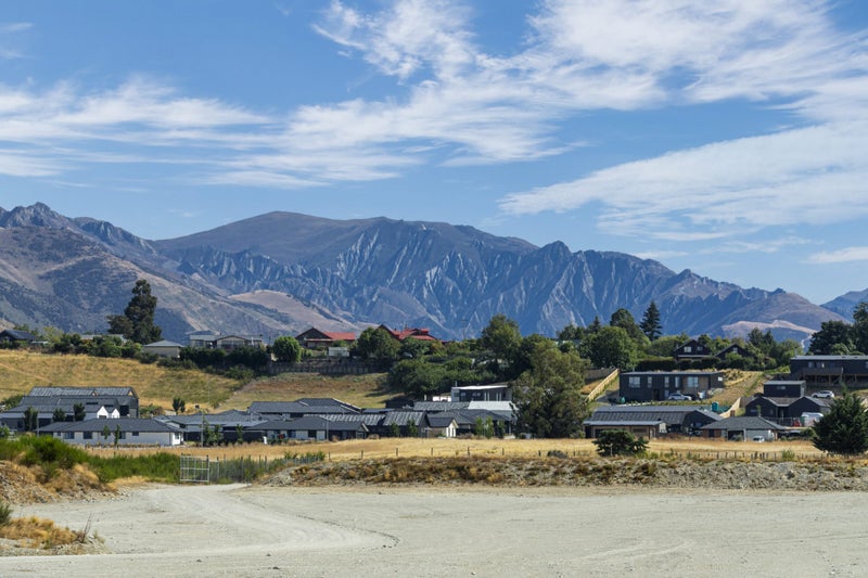 175 Burdon Loop, LAKE HAWEA - Carousel 22