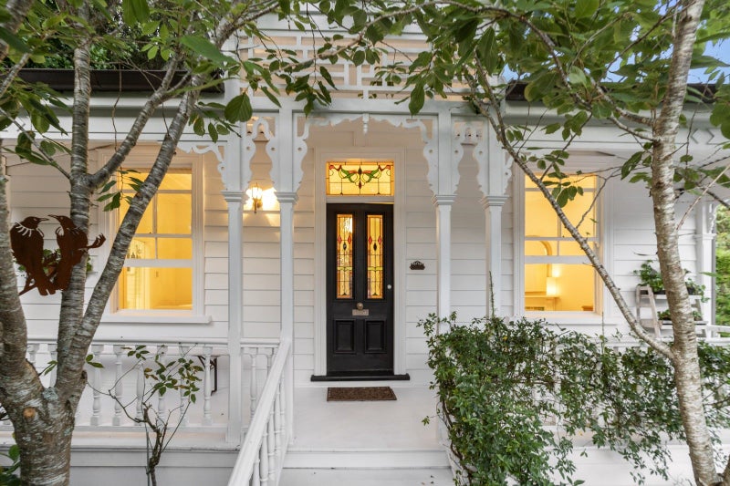 14 Beaconsfield Street, Devonport, Auckland - Carousel 2