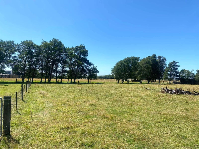 215 Utopia Road, Westport, Westport - Carousel 2