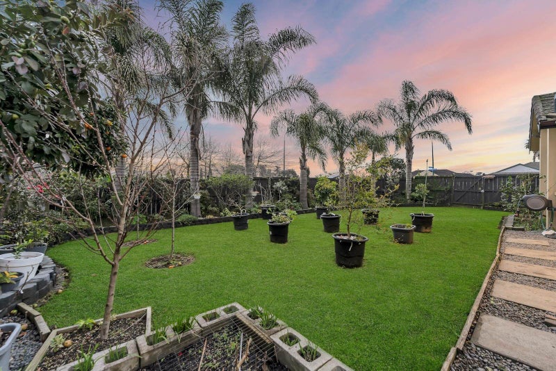 27 Maghera Drive, East Tamaki Heights, Auckland - Carousel 2