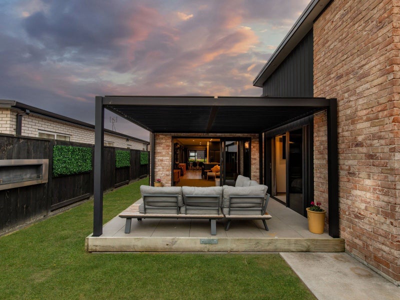 13 Naismith Street, Chartwell, Hamilton - Carousel 2