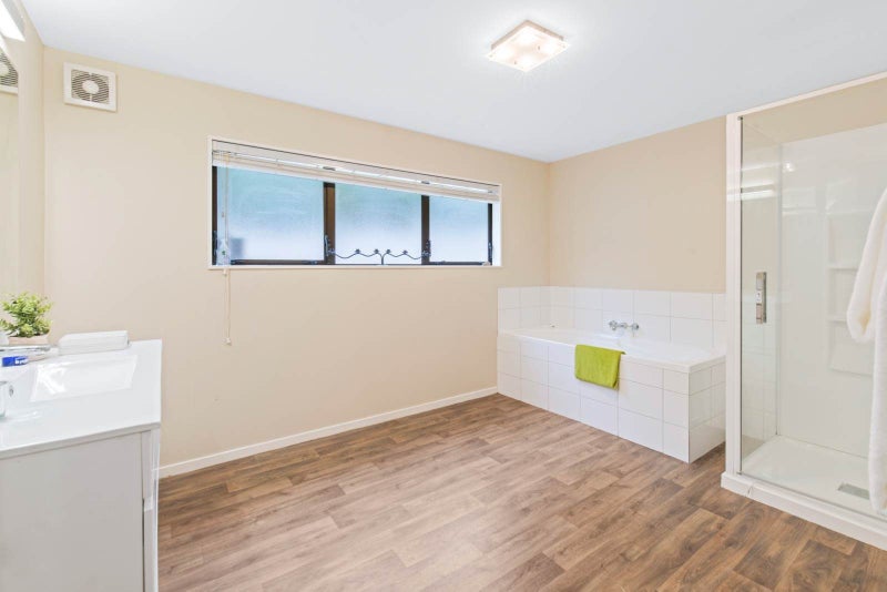 13 Framalda Place, Conifer Grove, Takanini - Carousel 27