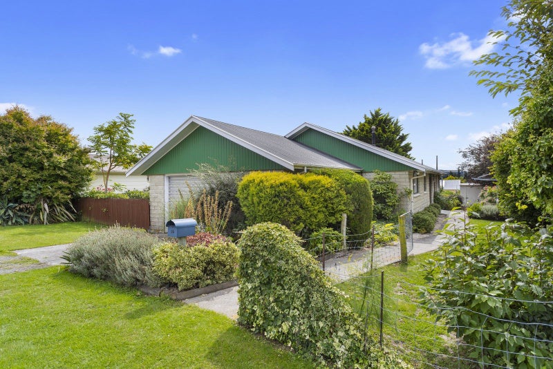 14 Denham Terrace, Waikari, Waikari - Carousel 1