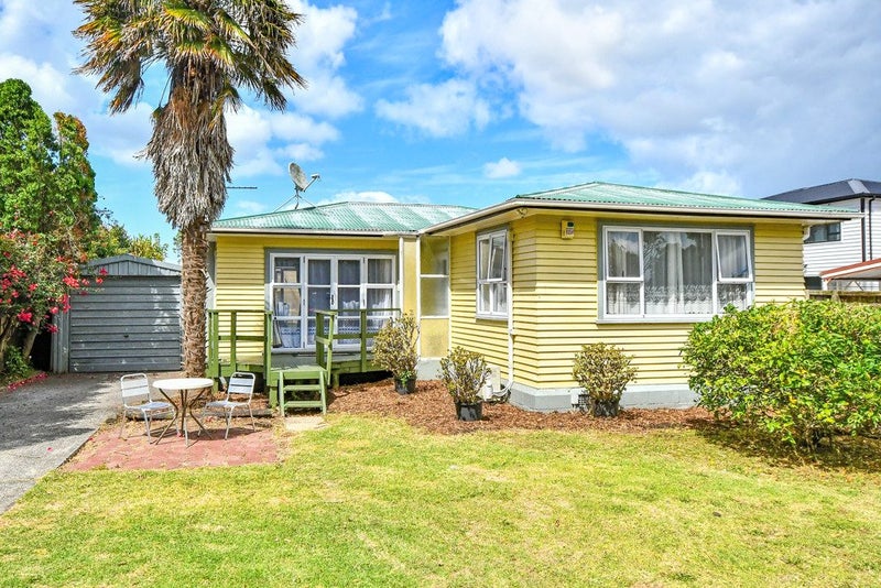 1/138 Buckland Road, Mangere East, Auckland - Carousel 1