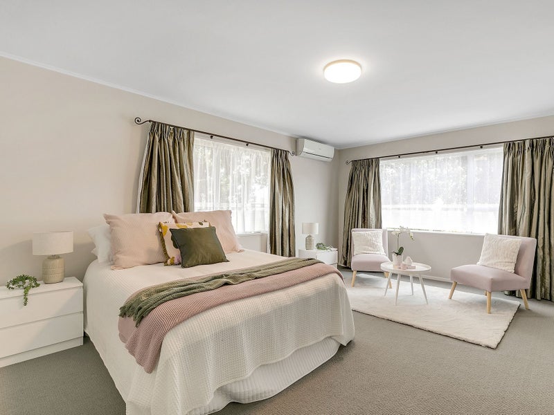 1 Crown Hill, Titahi Bay, Porirua - Carousel 2