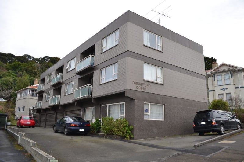 64 Heriot Row, North Dunedin, Dunedin - Carousel 1