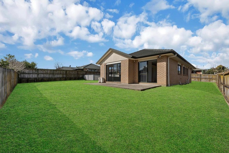 15 Broadhurst Road, Flat Bush, Auckland - Carousel 2