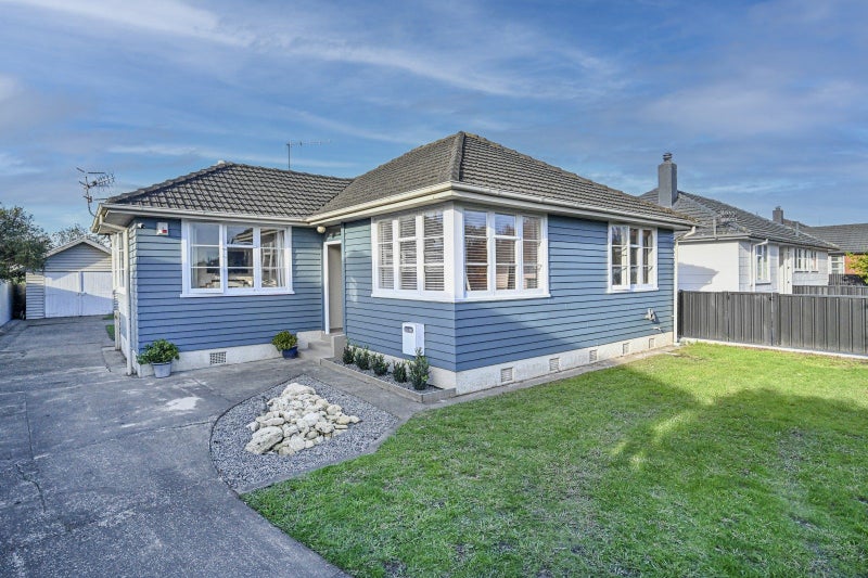 714 Grove Road, Mayfair, Hastings - Carousel 18