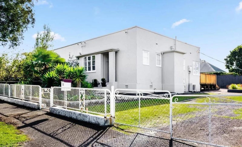 13 Cadman Avenue, Greenlane, Auckland - Carousel 2