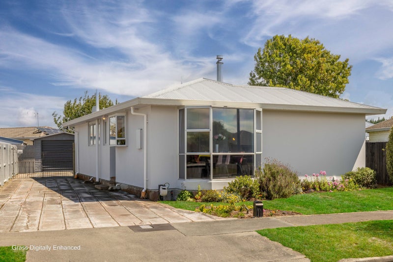134 Inwoods Close, Parklands, Christchurch - Carousel 1