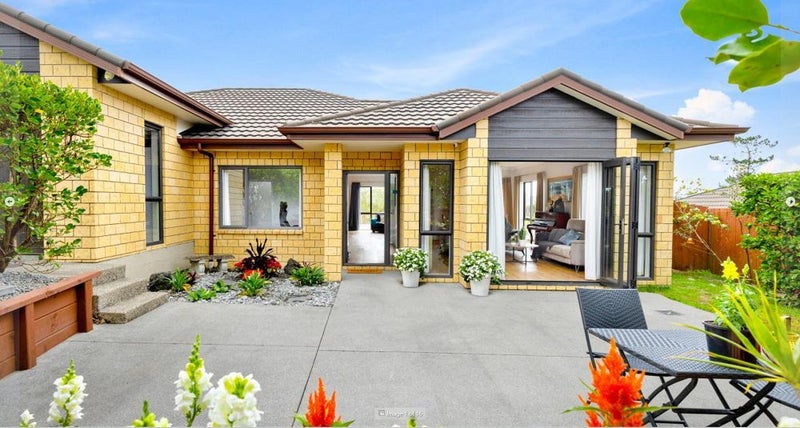 70 Kittiwake Drive, Schnapper Rock, Auckland - Carousel 1