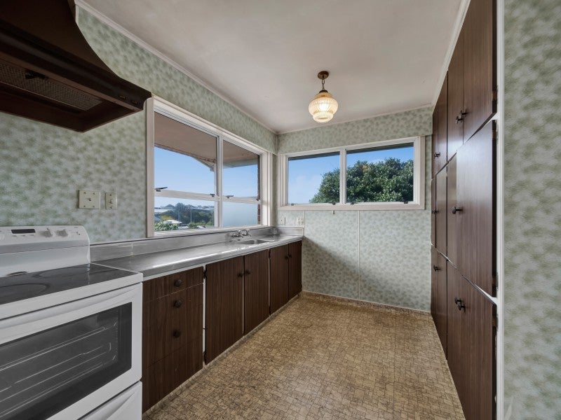 266B Courtenay Street, Strandon, New Plymouth - Carousel 2