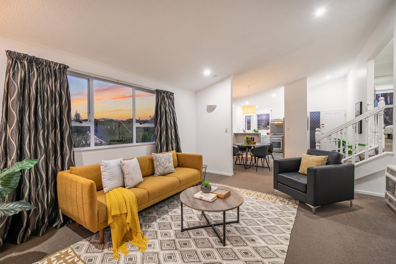 8 James Cook Drive, Whitby, Porirua - Carousel 2