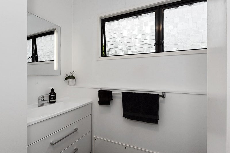 2/16 Wellington Street, Hamilton East, Hamilton - Carousel 4