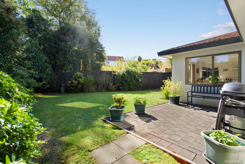 3/516 Glenfield Road, Bayview, Auckland - Carousel 2