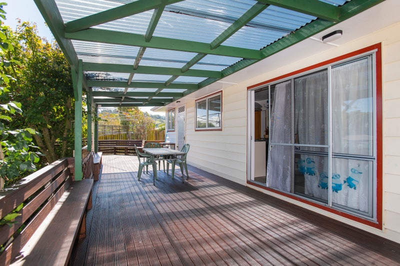 11 Hudson Street, Inner Kaiti, Gisborne - Carousel 2