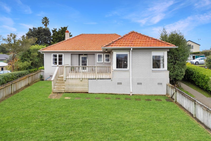 34 Matai Street, Maeroa, Hamilton - Carousel 2