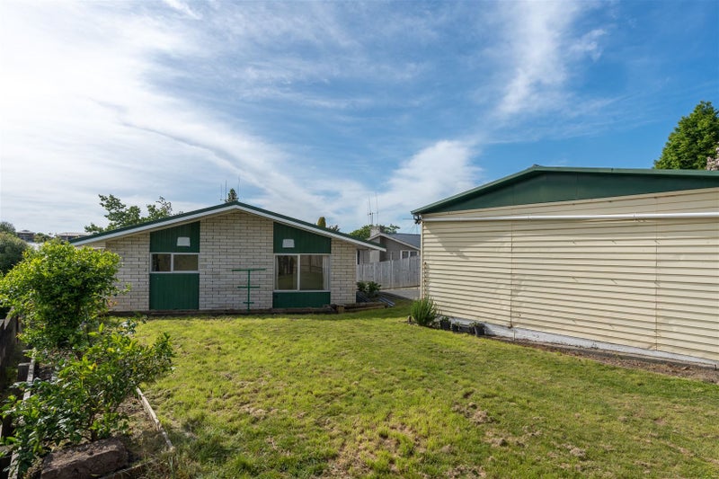 19 Caernarvon Street, Dinsdale, Hamilton - Carousel 18