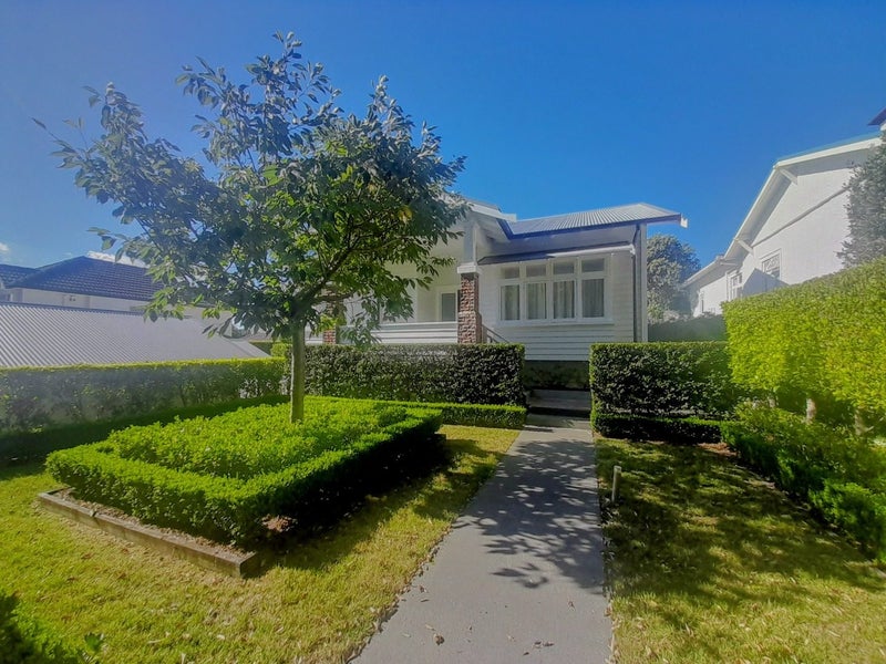 5 Acorn Street, Royal Oak, Auckland - Carousel 2