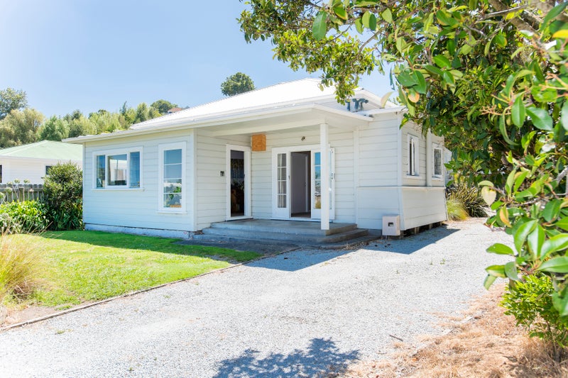 31 Oswald Street, Mangapapa, Gisborne - Carousel 1