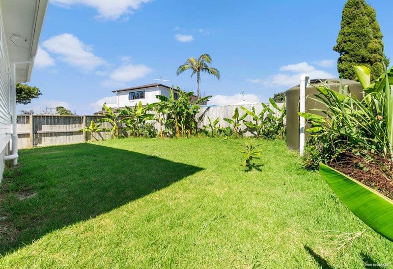 4A Mawney road, Henderson, Auckland - Carousel 10