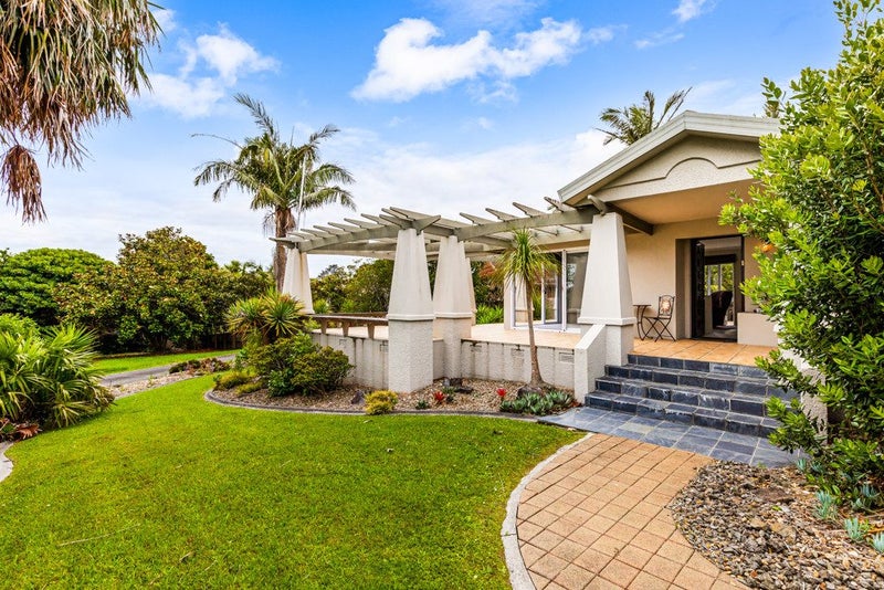 8 Dacre Grove, Gulf Harbour, Whangaparaoa - Carousel 2