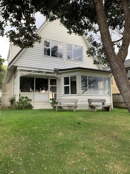 24 Pukatea Street, Eastbourne, Lower Hutt - Carousel 1