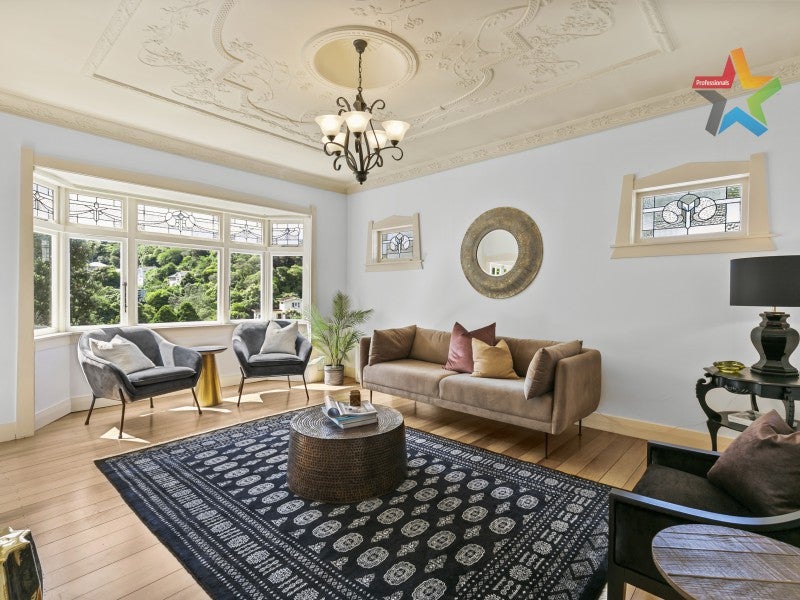 152 Upland Road, Kelburn, Wellington - Carousel 2