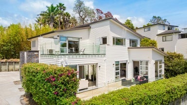 110 Fairview Avenue, Fairview Heights, Auckland - Carousel 1