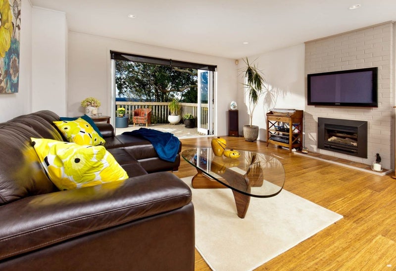 24 Sunset Road, Unsworth Heights, Auckland - Carousel 1