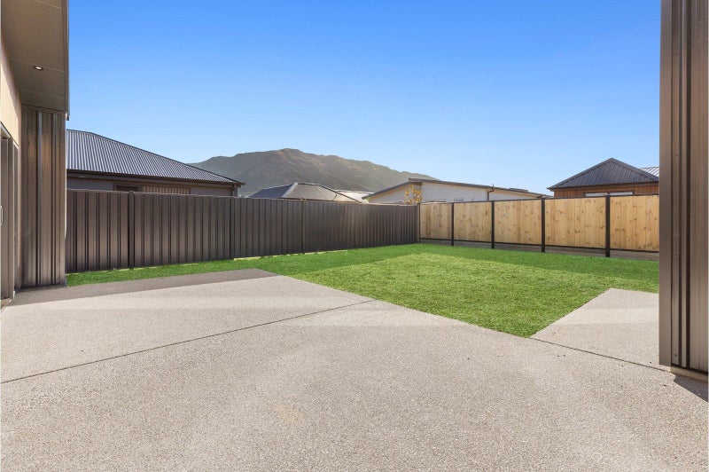 120 Burdon Loop, LAKE HAWEA - Carousel 14