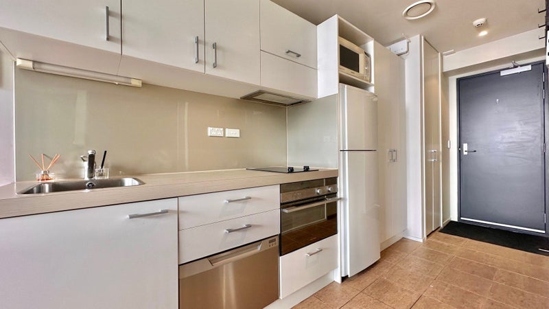 1320/74 Taranaki Street, Te Aro, Wellington - Carousel 2