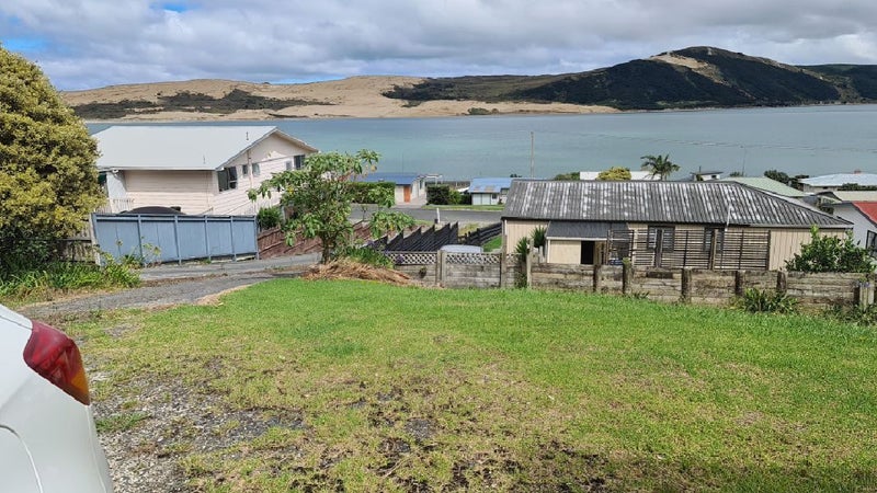 70 Fairlie Crescent, Opononi - Carousel 1