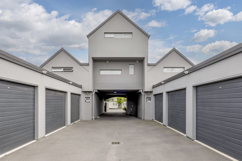 2/24 Andover Street, Merivale, Christchurch - Carousel 18