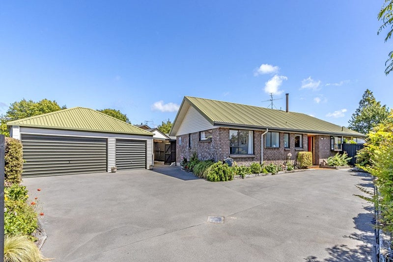 23B Salford Avenue, Redwood, Christchurch - Carousel 1