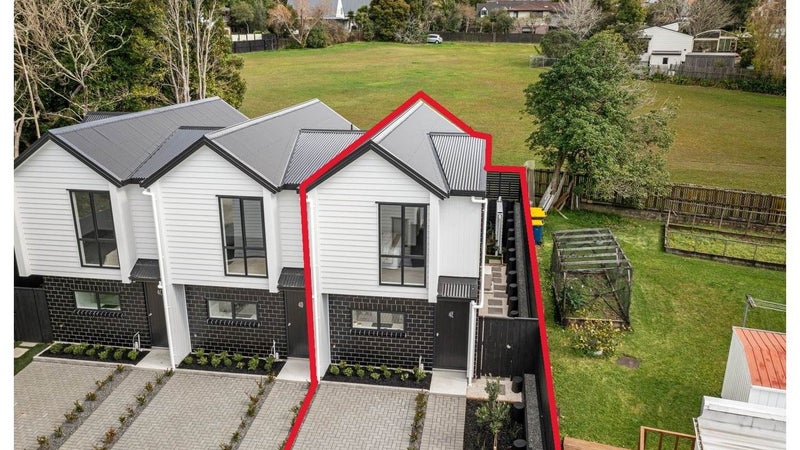 4E Weetman Drive, Browns Bay, Auckland - Carousel 1