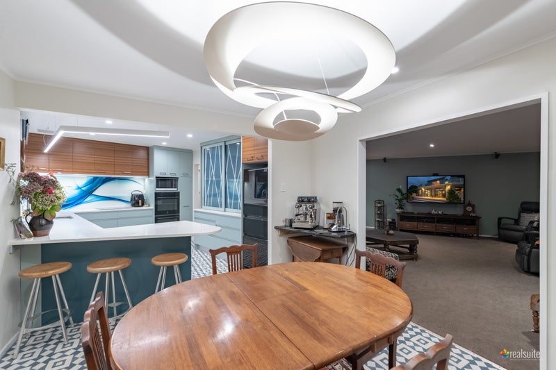 36 Woodvale Grove, Fairfield, Lower Hutt - Carousel 1