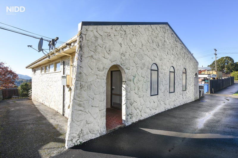 41 Riselaw Road, Calton Hill, Dunedin - Carousel 1