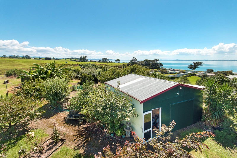 499 Grahams Beach Road, Waiuku - Carousel 24