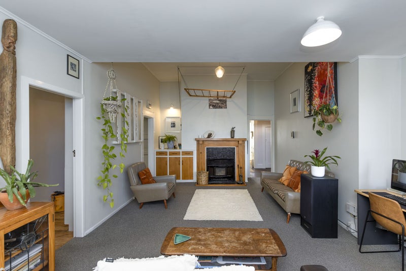 9 Cheeseman Road, Inner Kaiti, Gisborne - Carousel 2