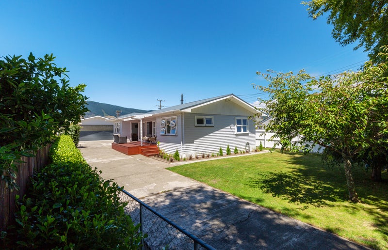 323 Nayland Road, Stoke, Nelson - Carousel 1