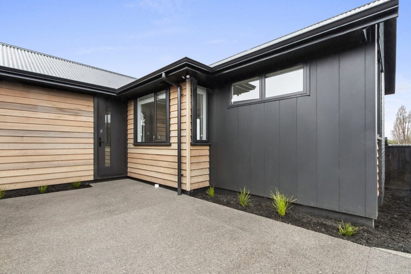 2/61 Forest Lake Road, Forest Lake, Hamilton - Carousel 2