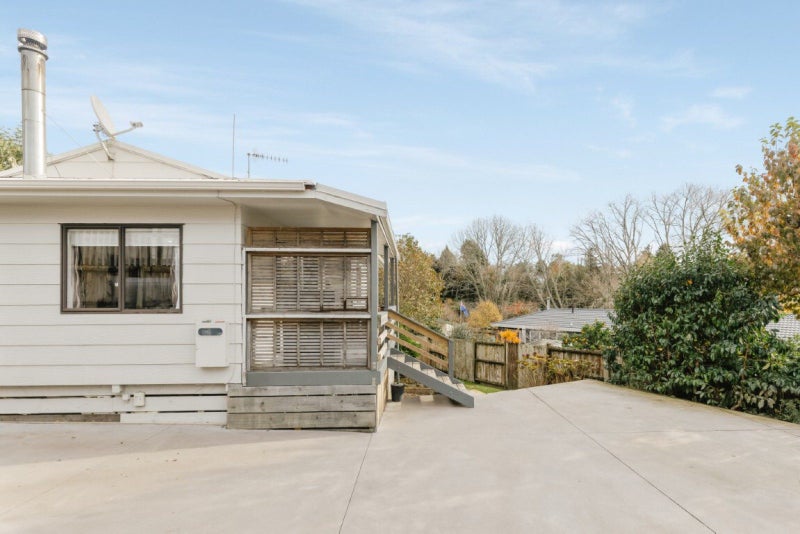 12B Muir Place, Te Puke, Te Puke - Carousel 2