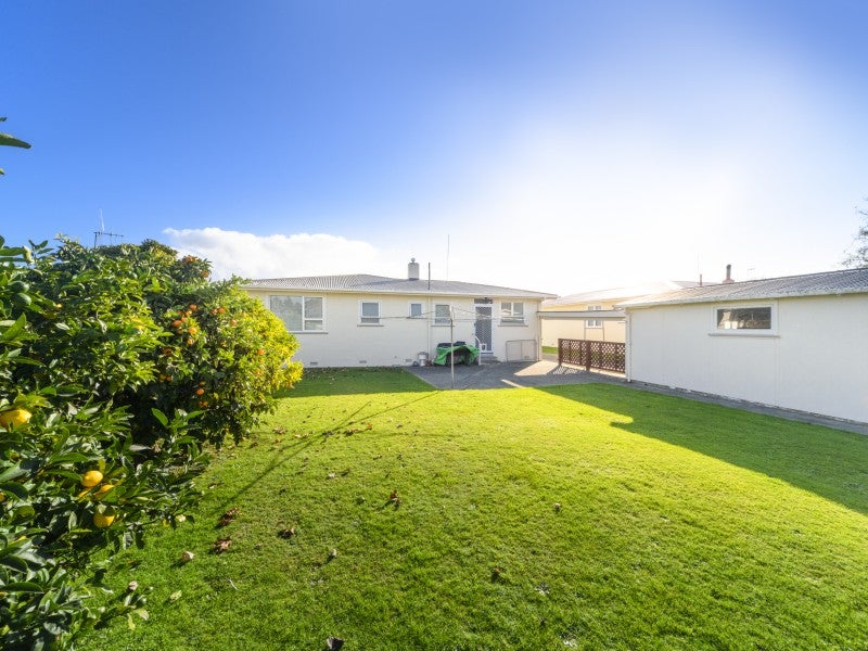 22 Henare Street, West End, Palmerston North - Carousel 2
