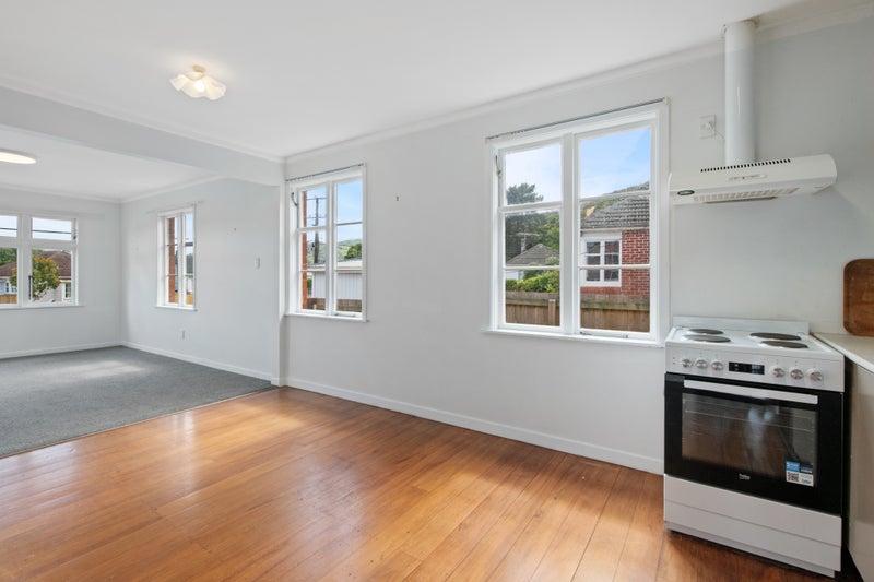 164 Waddington Drive, Naenae, Lower Hutt - Carousel 2