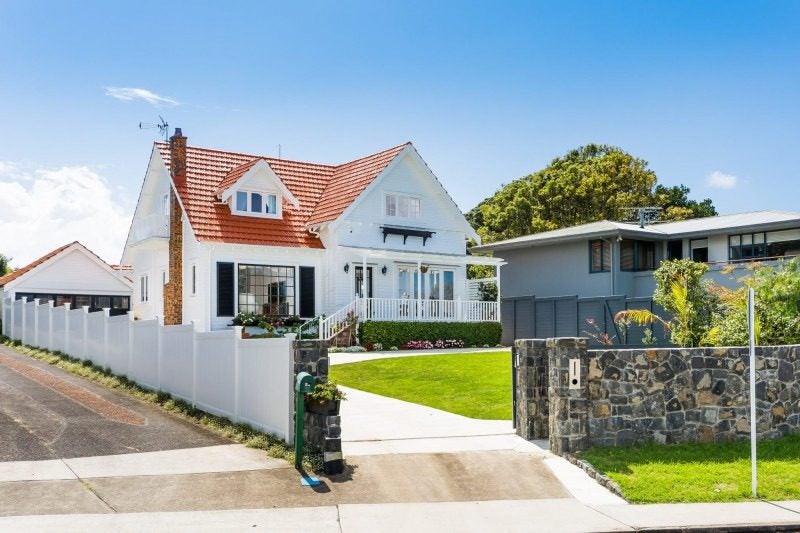 1 Killarney Street, Takapuna, Auckland - Carousel 18