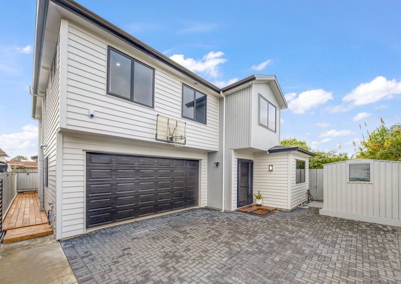 74 Walworth Avenue, Pakuranga Heights, Auckland - Carousel 2